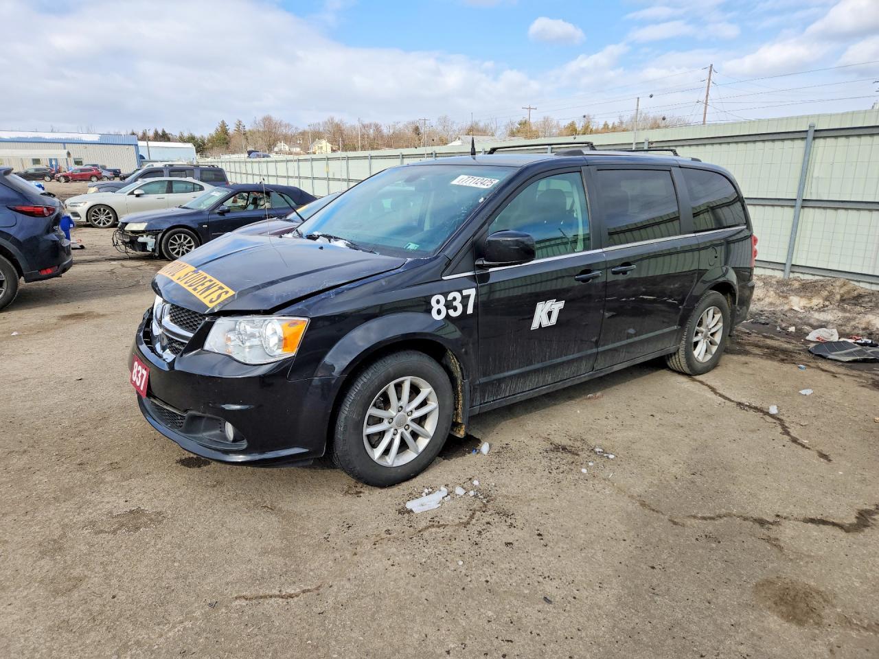 2019 Dodge Grand Caravan Sxt - zdjęcie główne