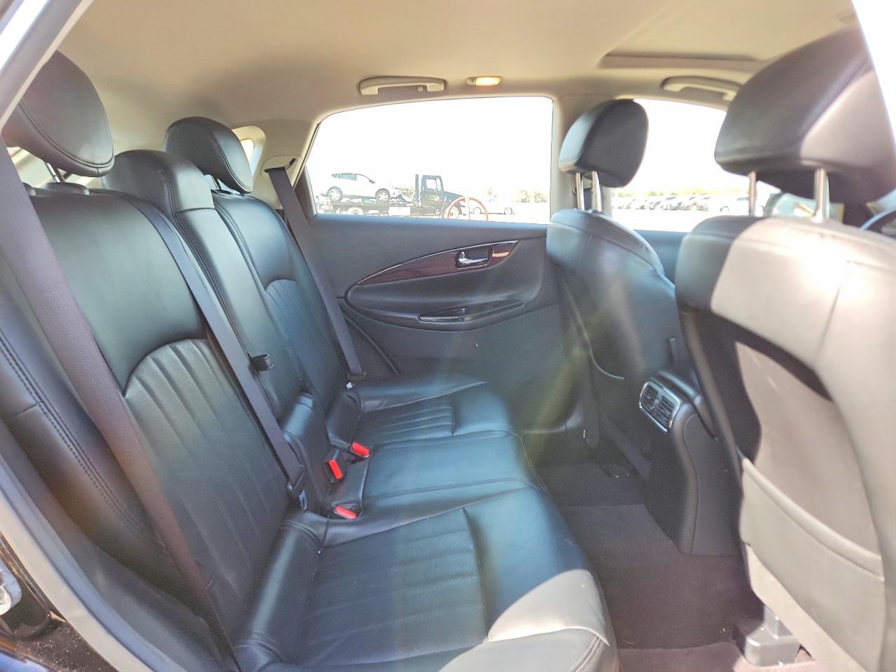 2017 Infiniti Qx50 - zdjęcie 11