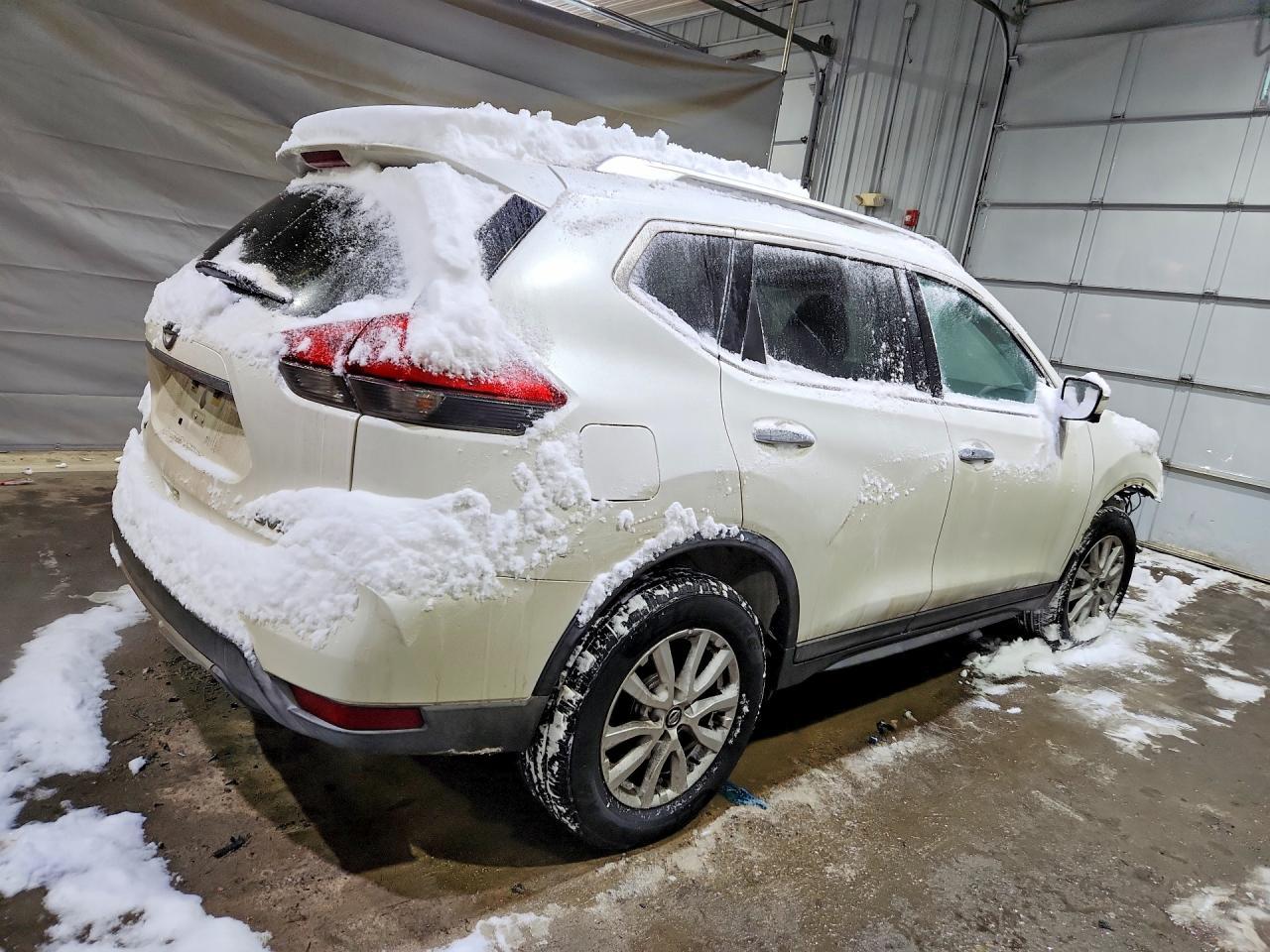 2017 Nissan Rogue Sv - zdjęcie 3