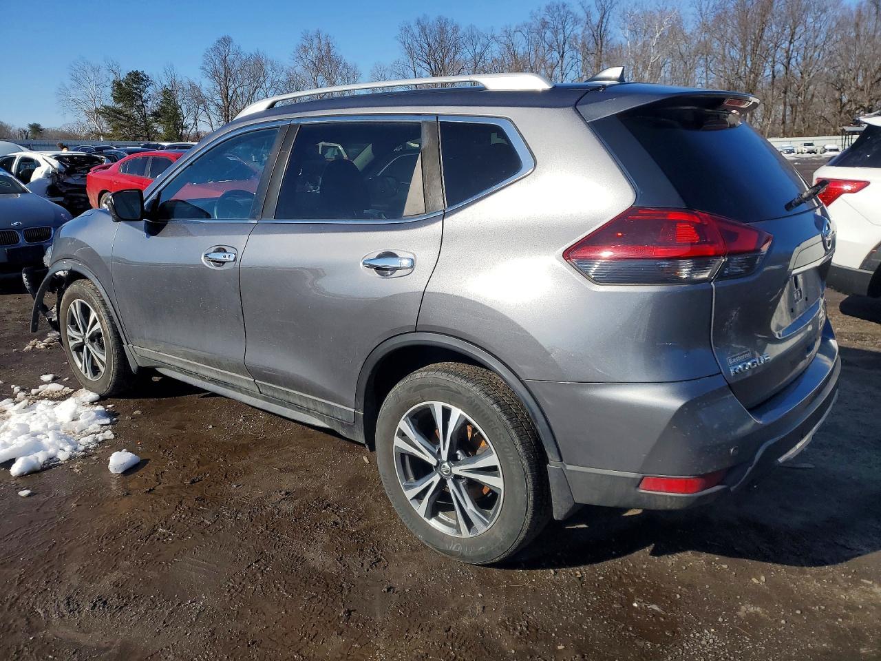2019 Nissan Rogue Sv - zdjęcie 2