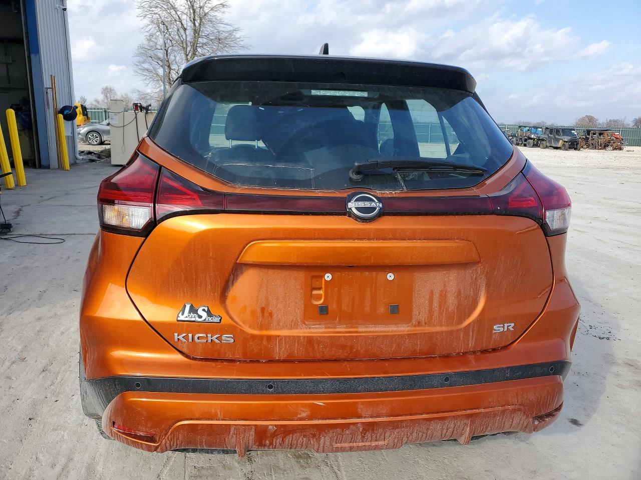 2024 Nissan Kicks Sr - zdjęcie 6