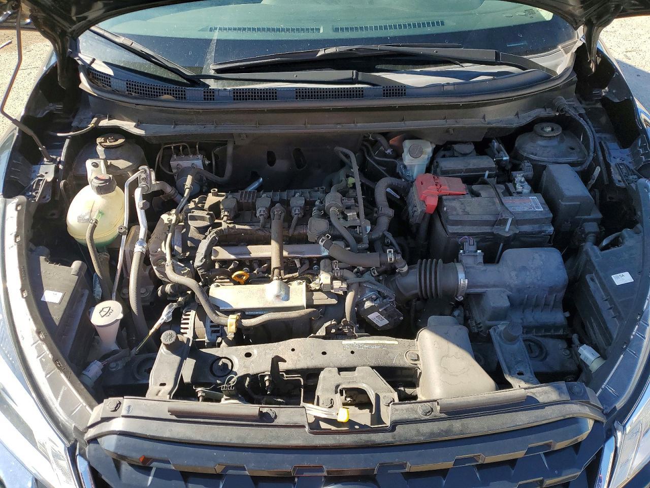 2021 Nissan Kicks S - zdjęcie 12