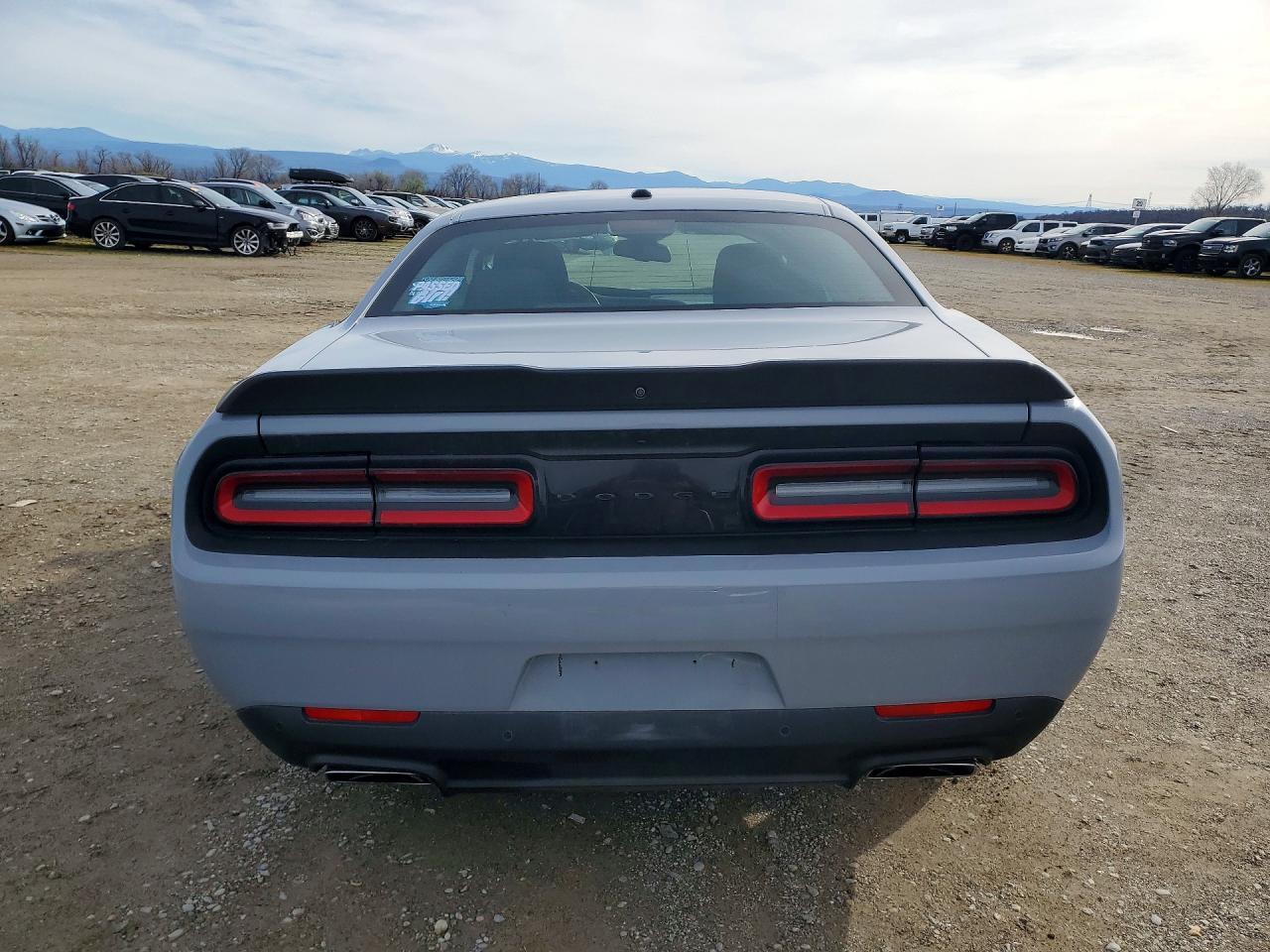 2022 Dodge Challenger R - zdjęcie 6