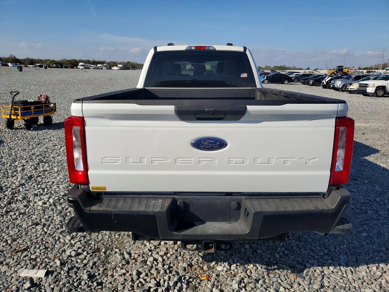 2024 Ford F250 Super Duty - zdjęcie 6