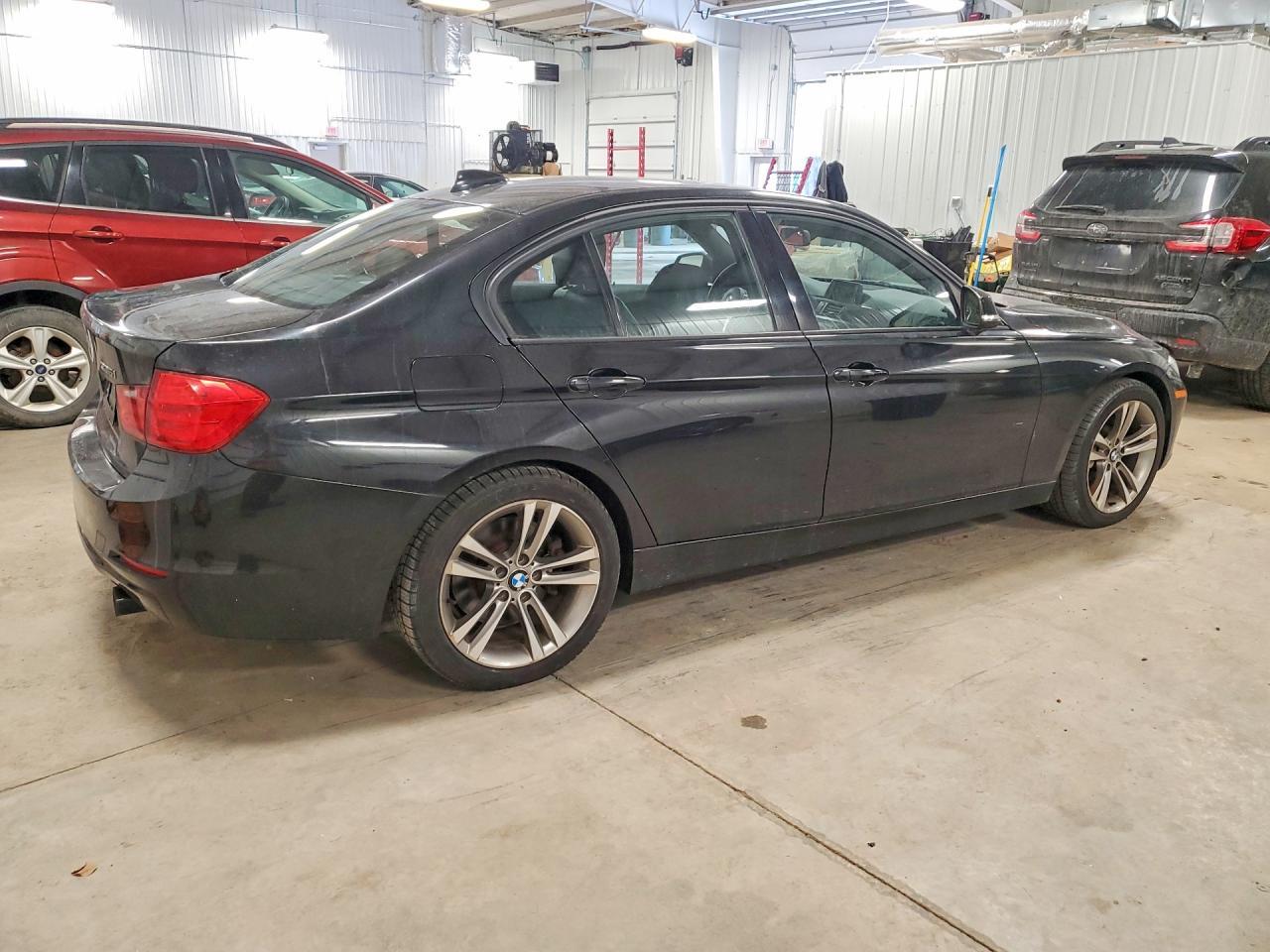 BMW Seria 3 - zdjęcie 3