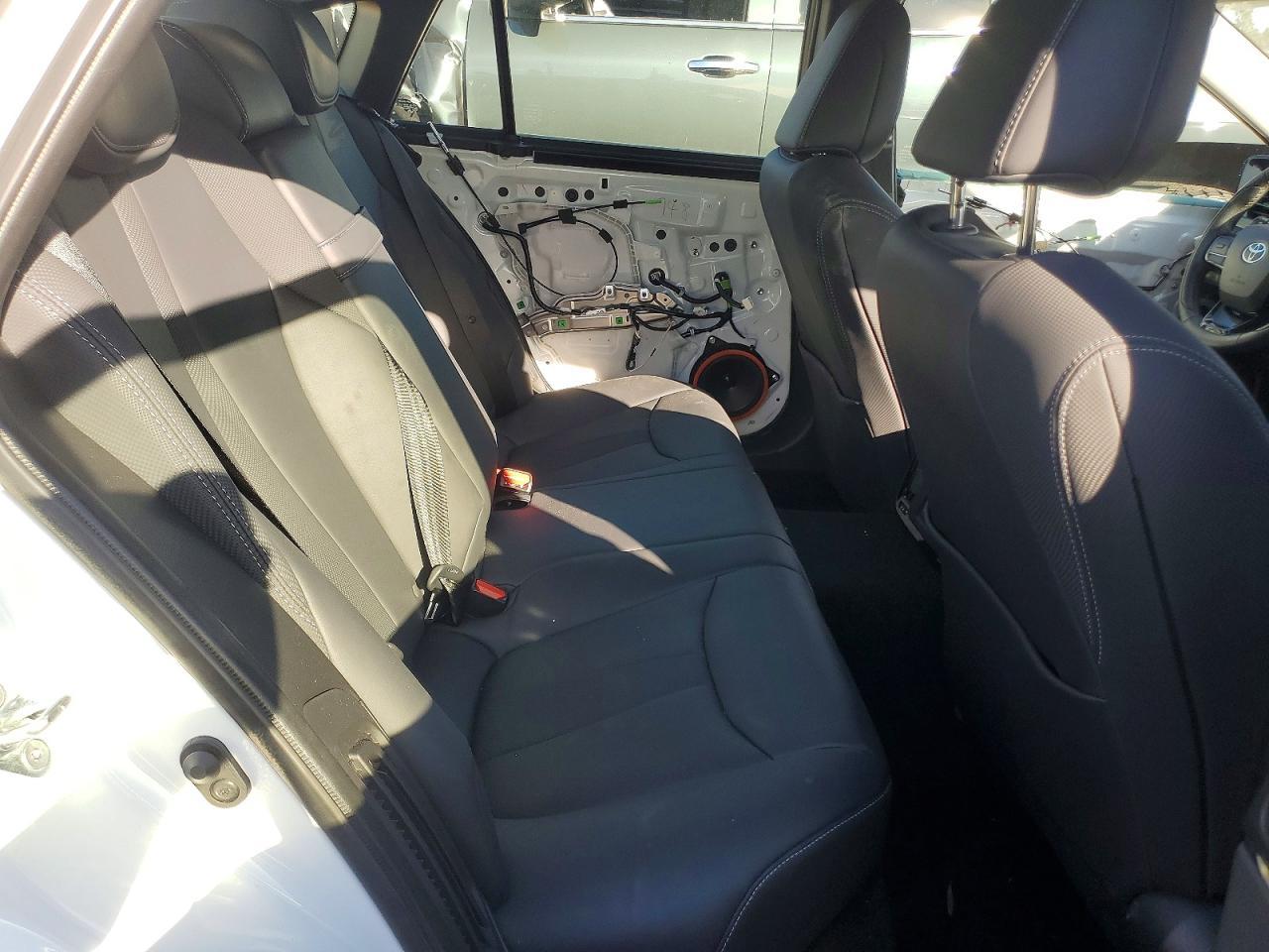 2023 Toyota Mirai Xle - zdjęcie 10