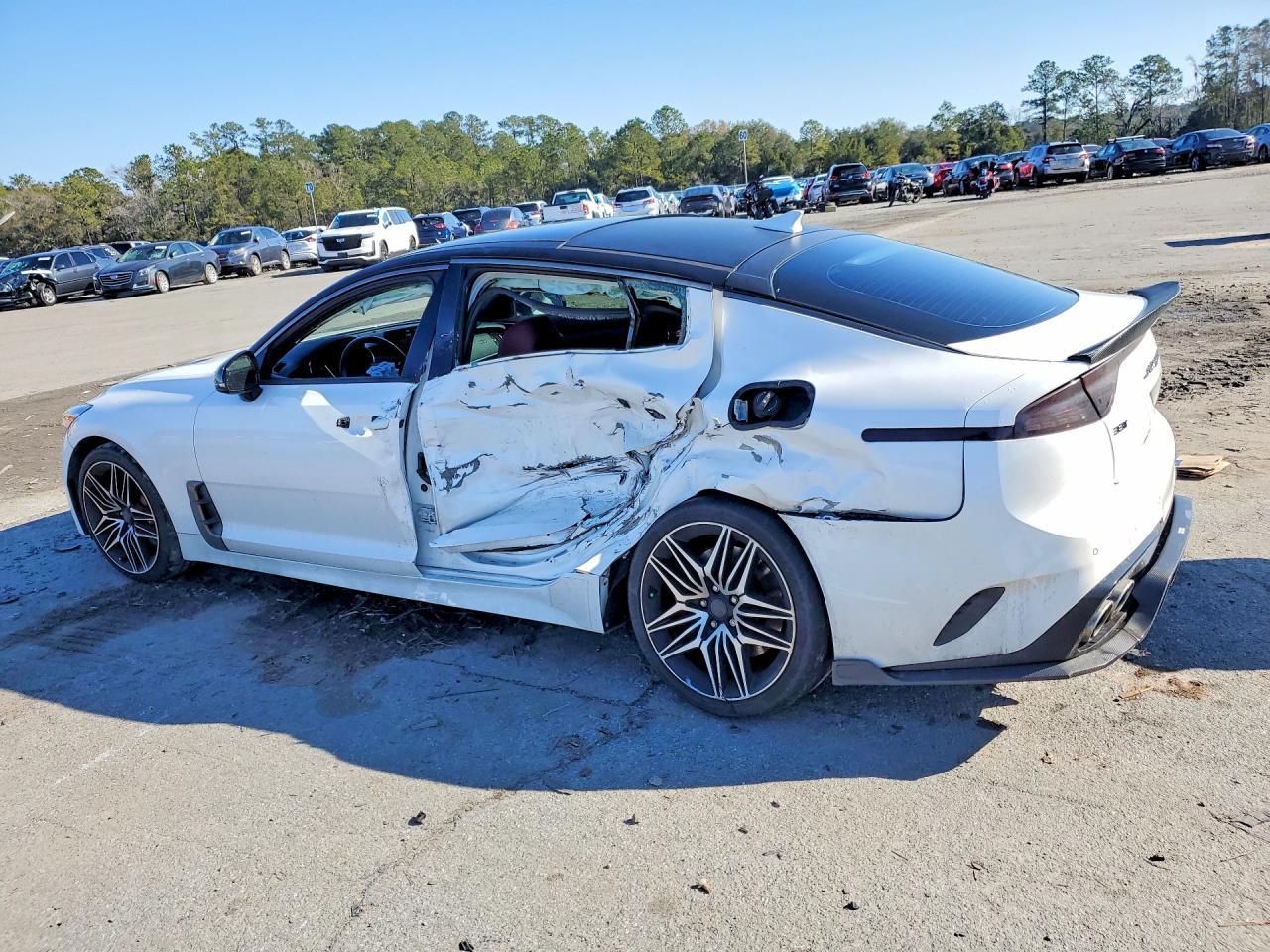 2022 Kia Stinger Gt1 - zdjęcie 2