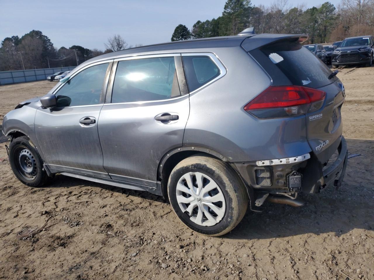 2018 Nissan Rogue S - zdjęcie 2