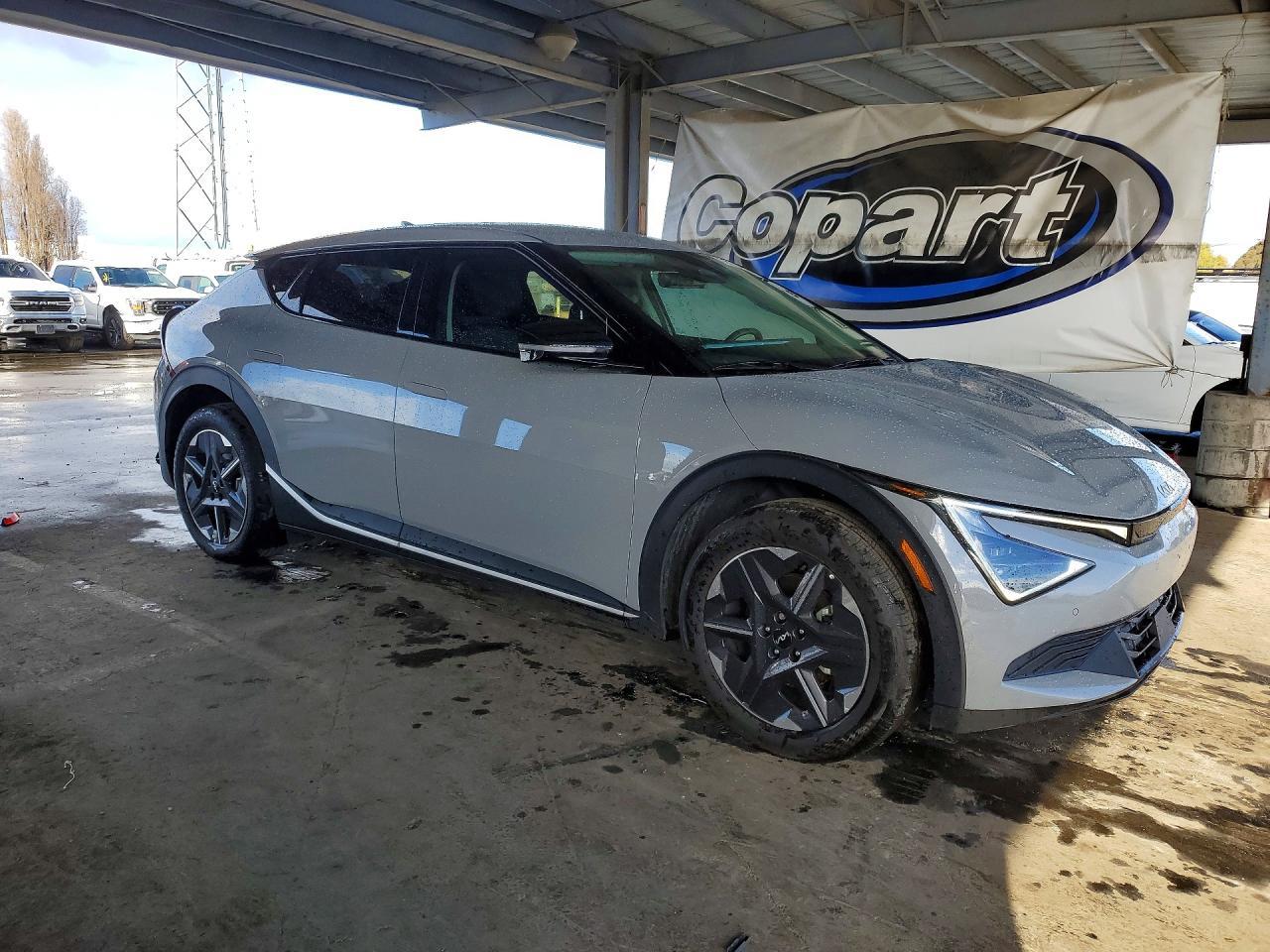 2025 Kia Ev6 Light Long Range - zdjęcie 4