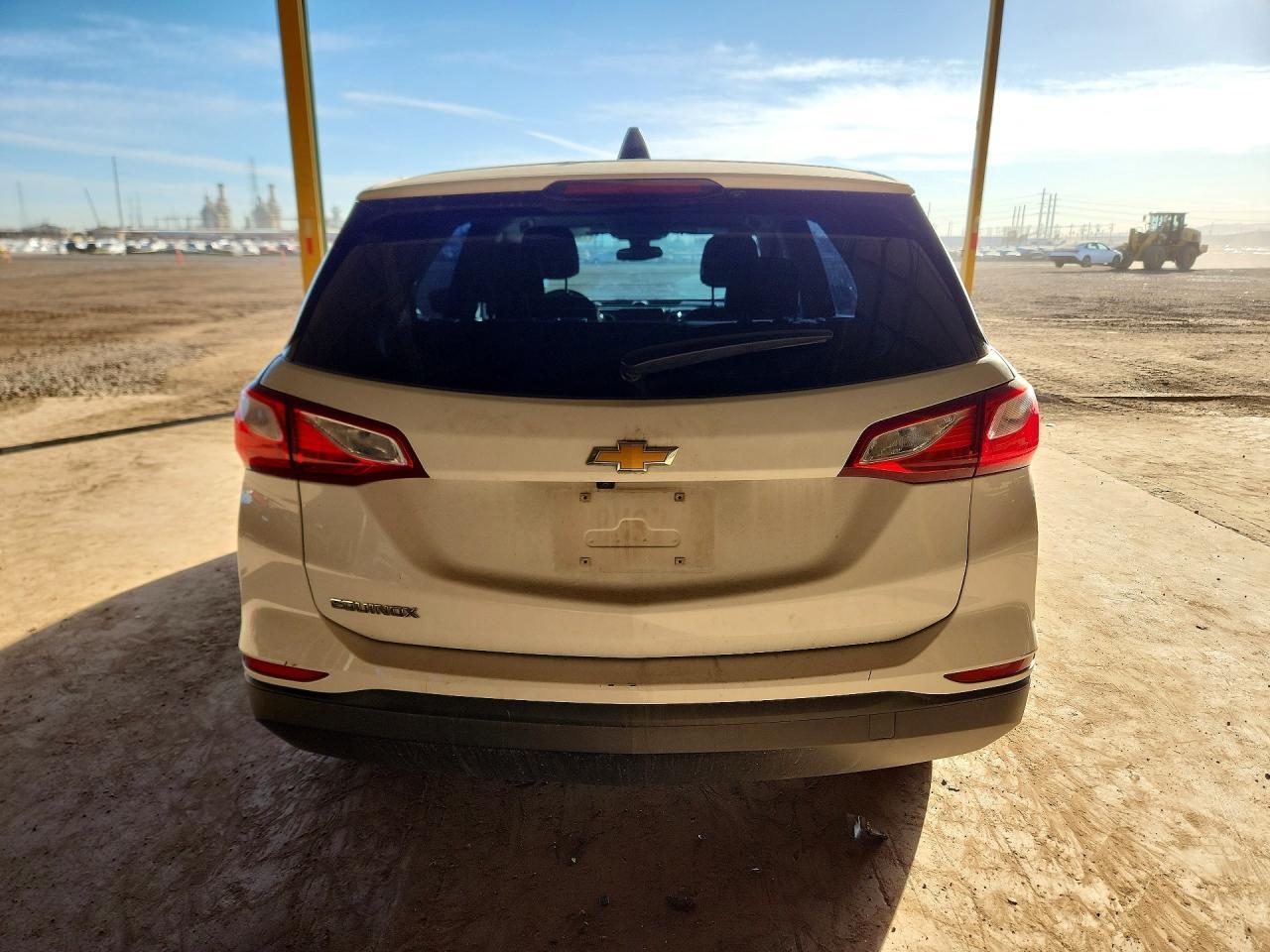 2020 Chevrolet Equinox Ls - zdjęcie 6