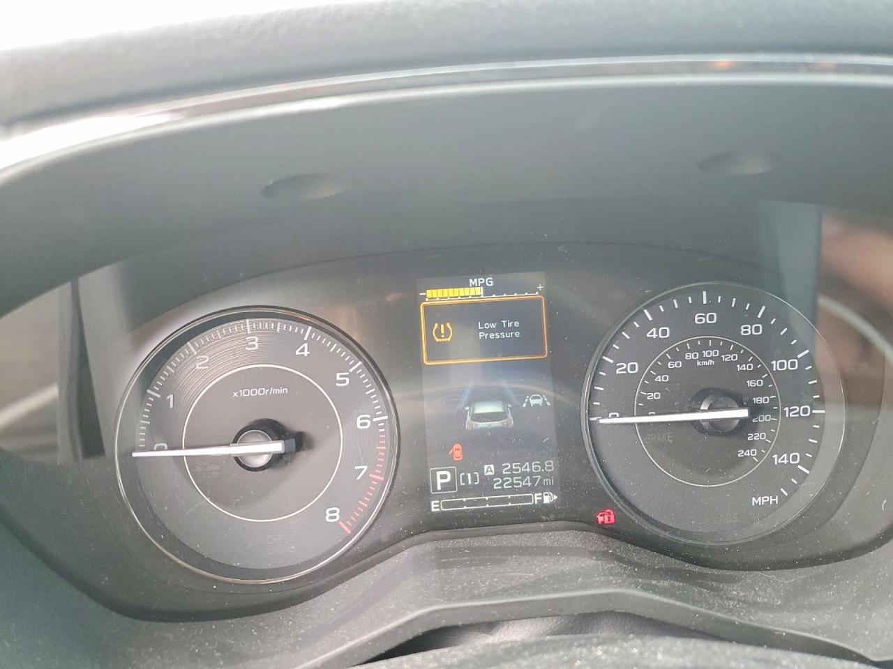 2023 Subaru Impreza Premium - zdjęcie 9