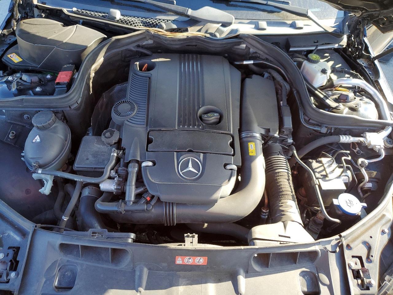 2014 Mercedes-Benz C 250 - zdjęcie 11