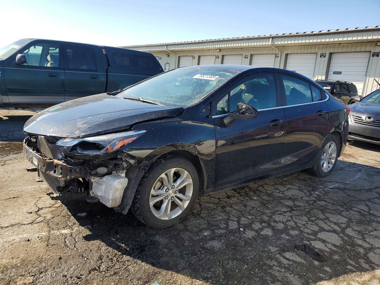 2019 Chevrolet Cruze Lt - zdjęcie główne