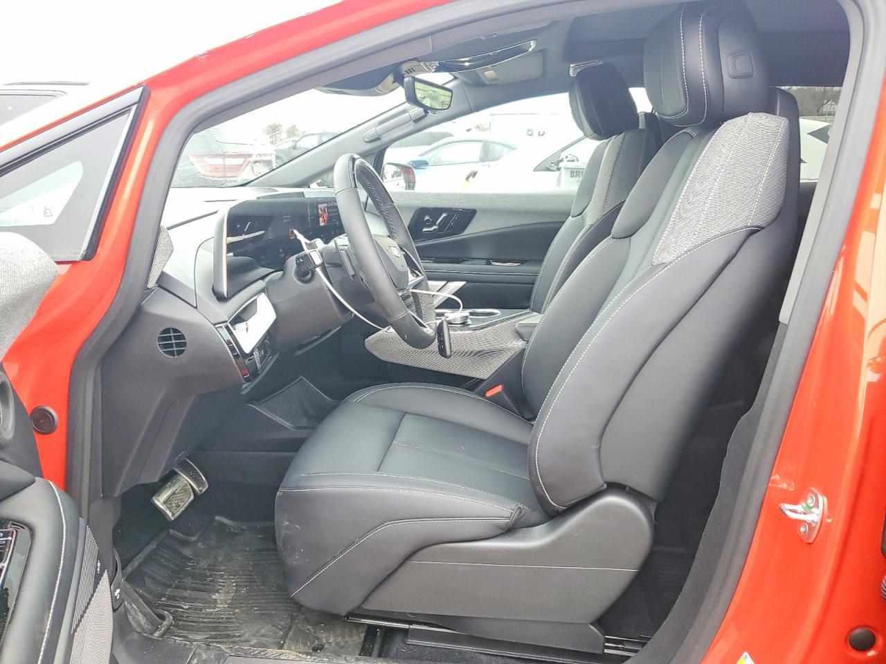 2025 Cadillac Optiq Sport - zdjęcie 7