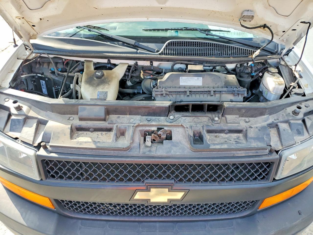 2019 Chevrolet Express G2500 - zdjęcie 12