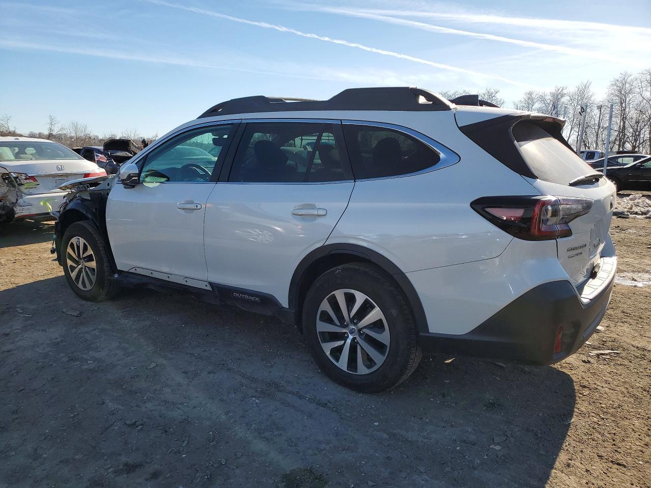 2021 Subaru Outback Premium - zdjęcie 2