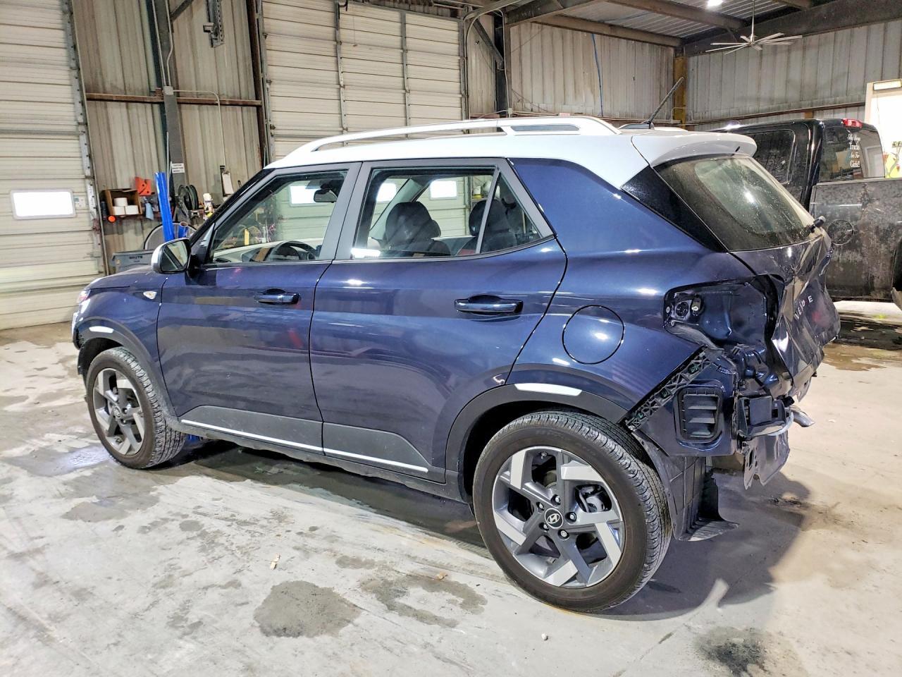 2025 Hyundai Venue Sel - zdjęcie 2