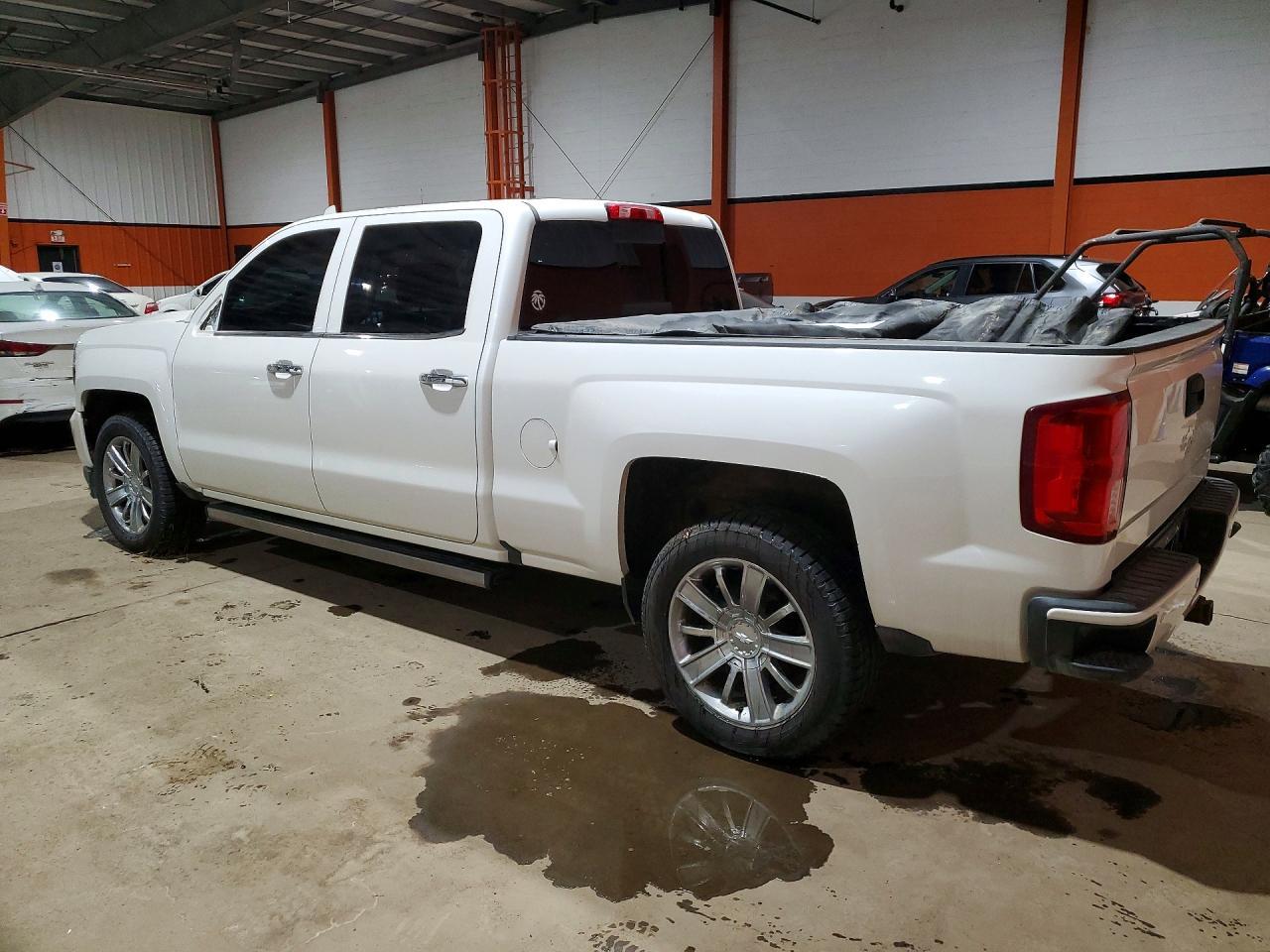 2018 Chevrolet Silverado K1500 High Country - zdjęcie 2