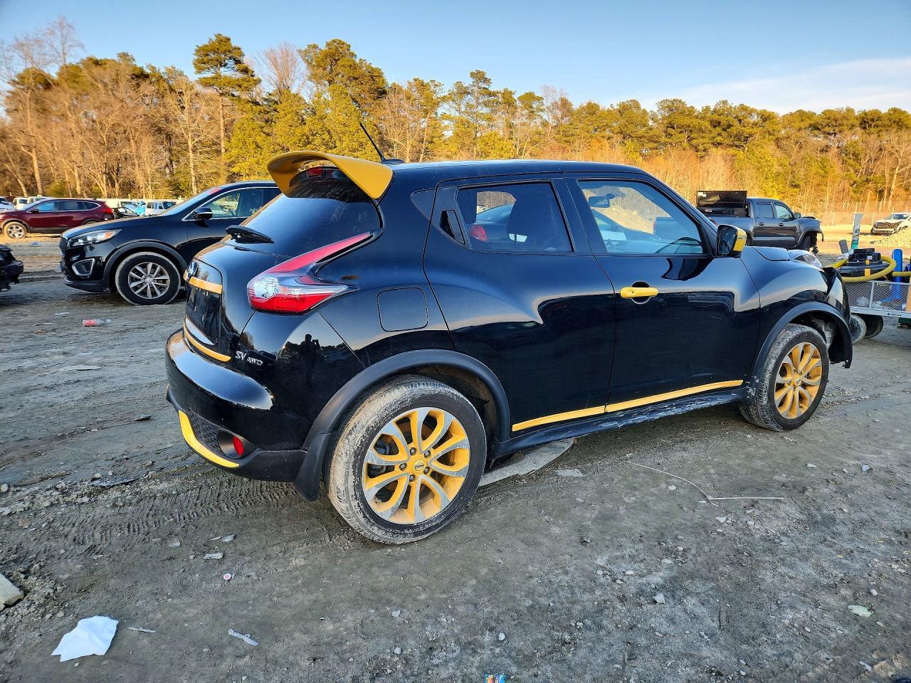 2015 Nissan Juke Sv - zdjęcie 3