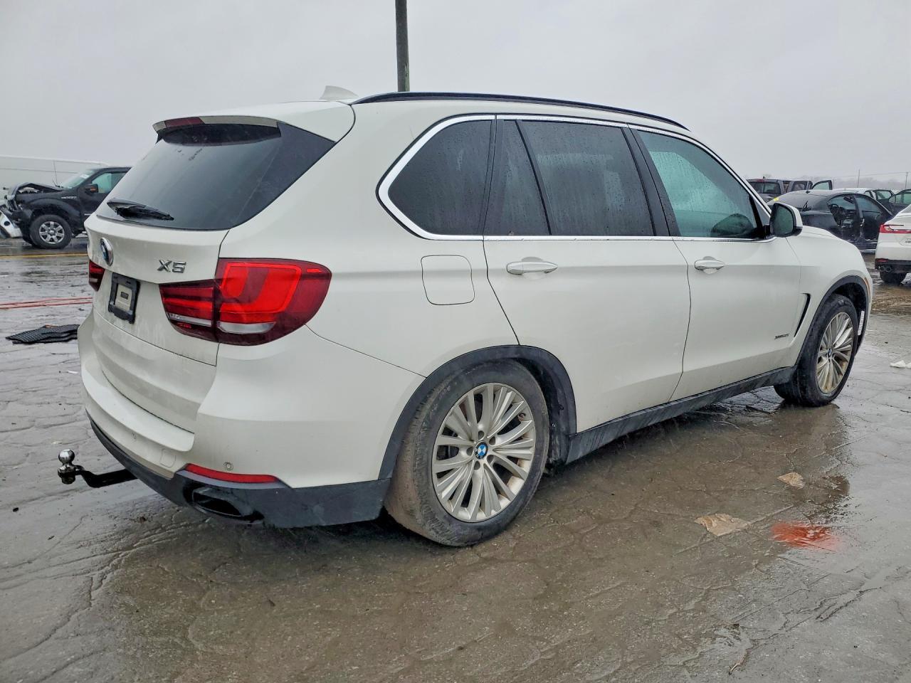 2015 BMW X5 xDrive50I - zdjęcie 3