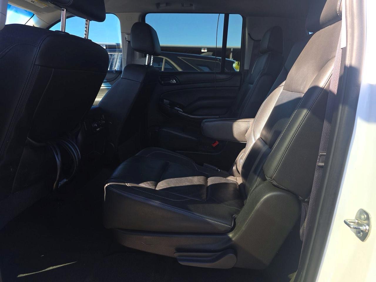 2016 Chevrolet Suburban K1500 Lt - zdjęcie 6