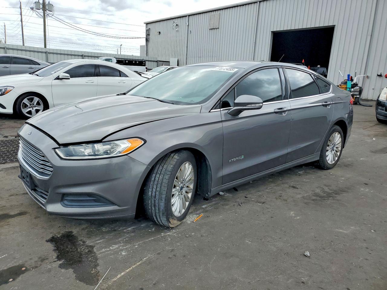 2014 Ford Fusion Se Hybrid - zdjęcie główne