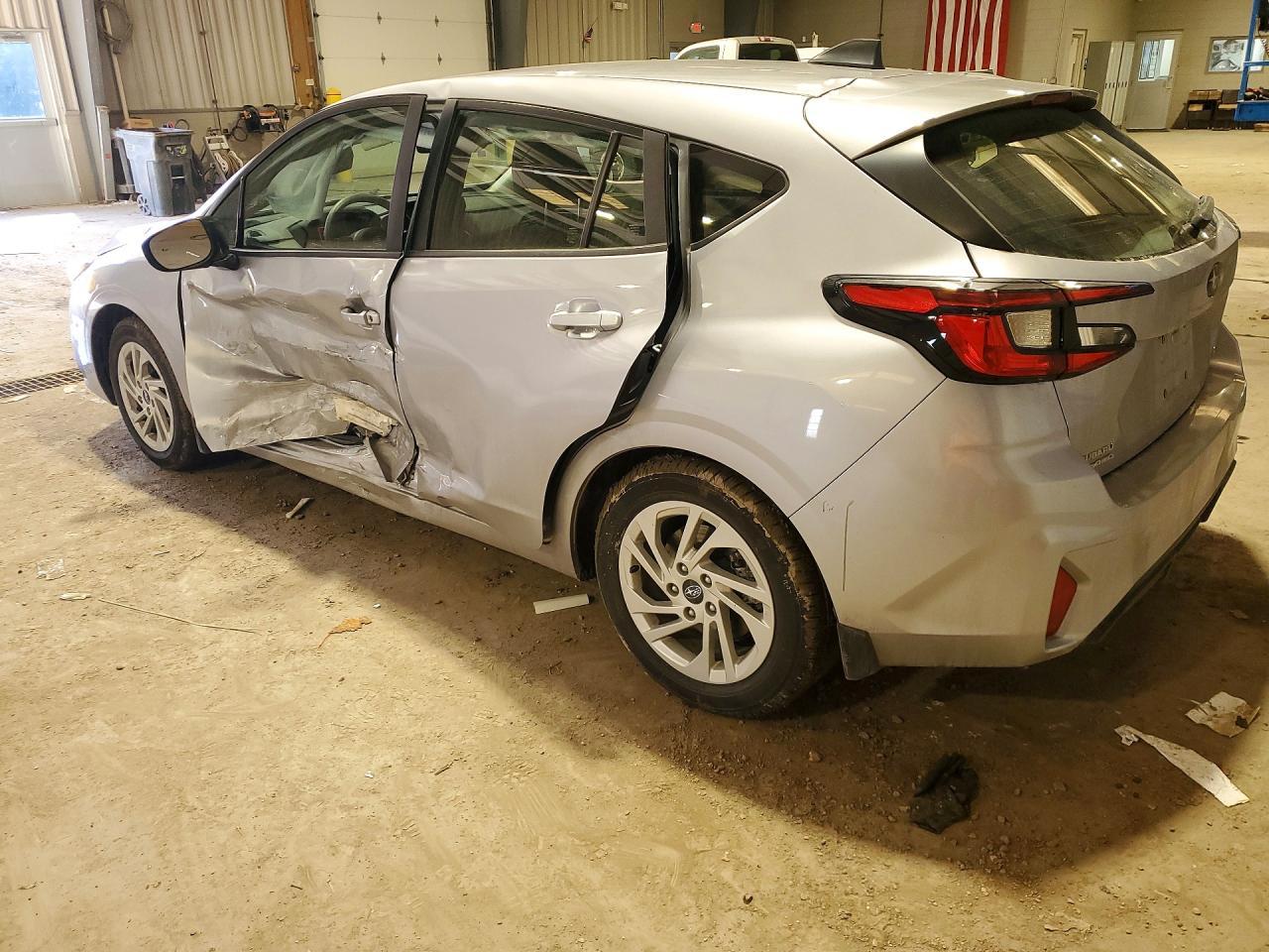 2024 Subaru Impreza - zdjęcie 2