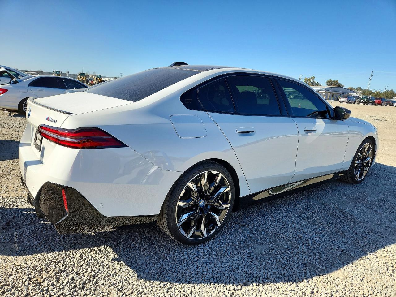 2025 BMW I5 M60 - zdjęcie 3