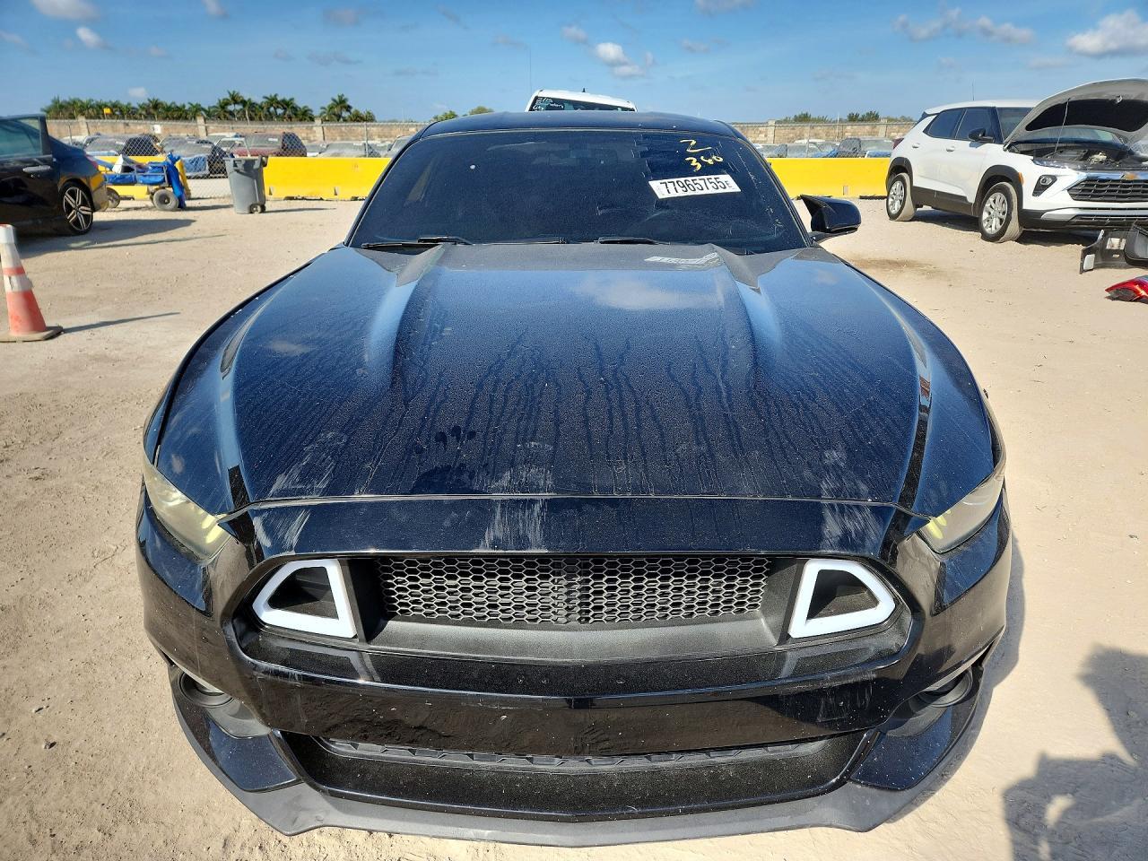 2015 Ford Mustang - zdjęcie 5