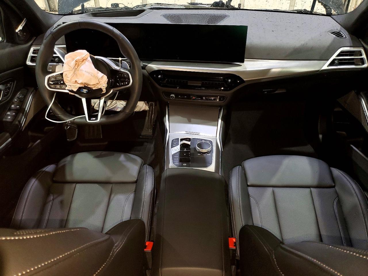 2026 BMW 330Xi - zdjęcie 8