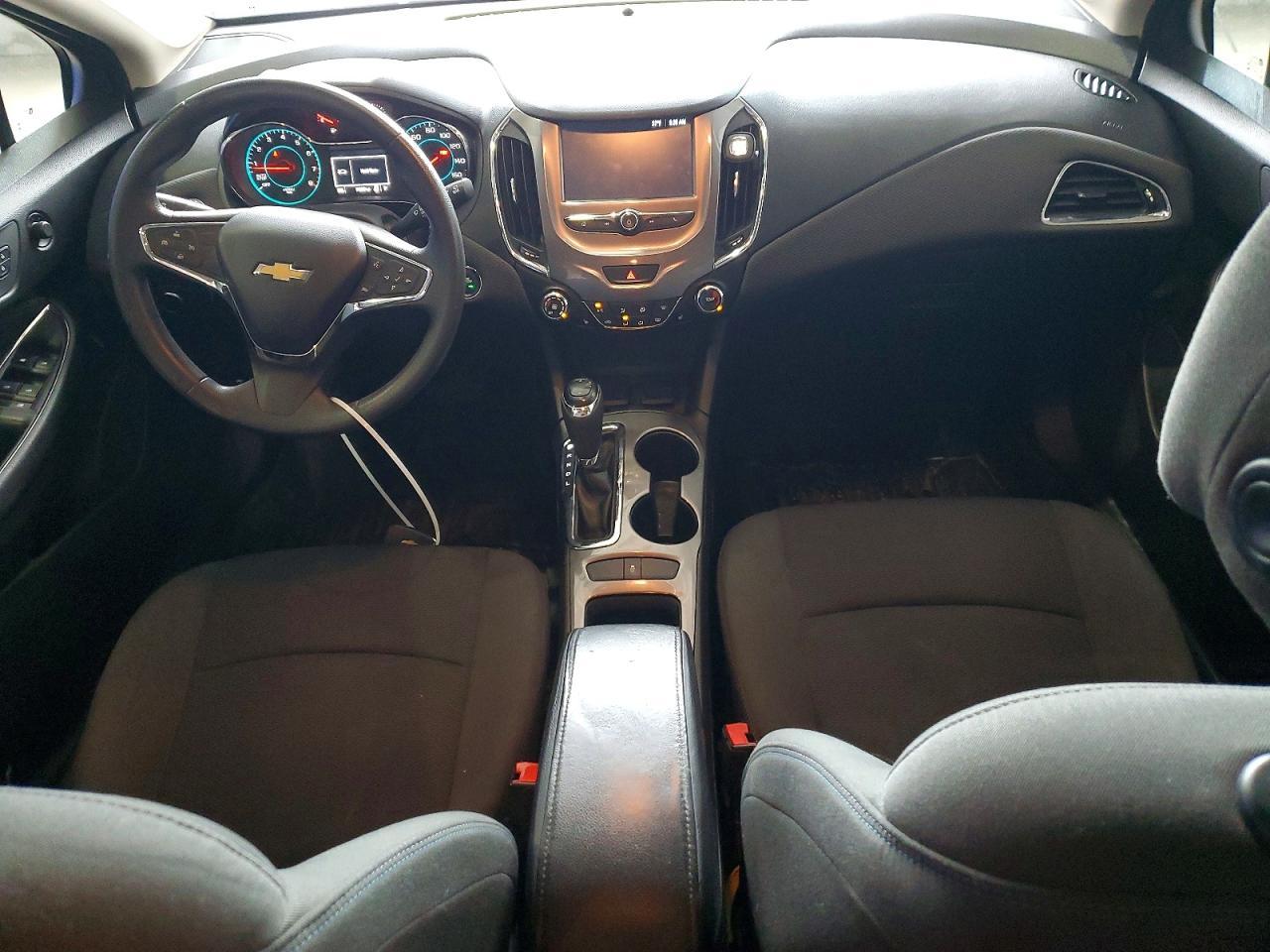 2017 Chevrolet Cruze Lt - zdjęcie 8