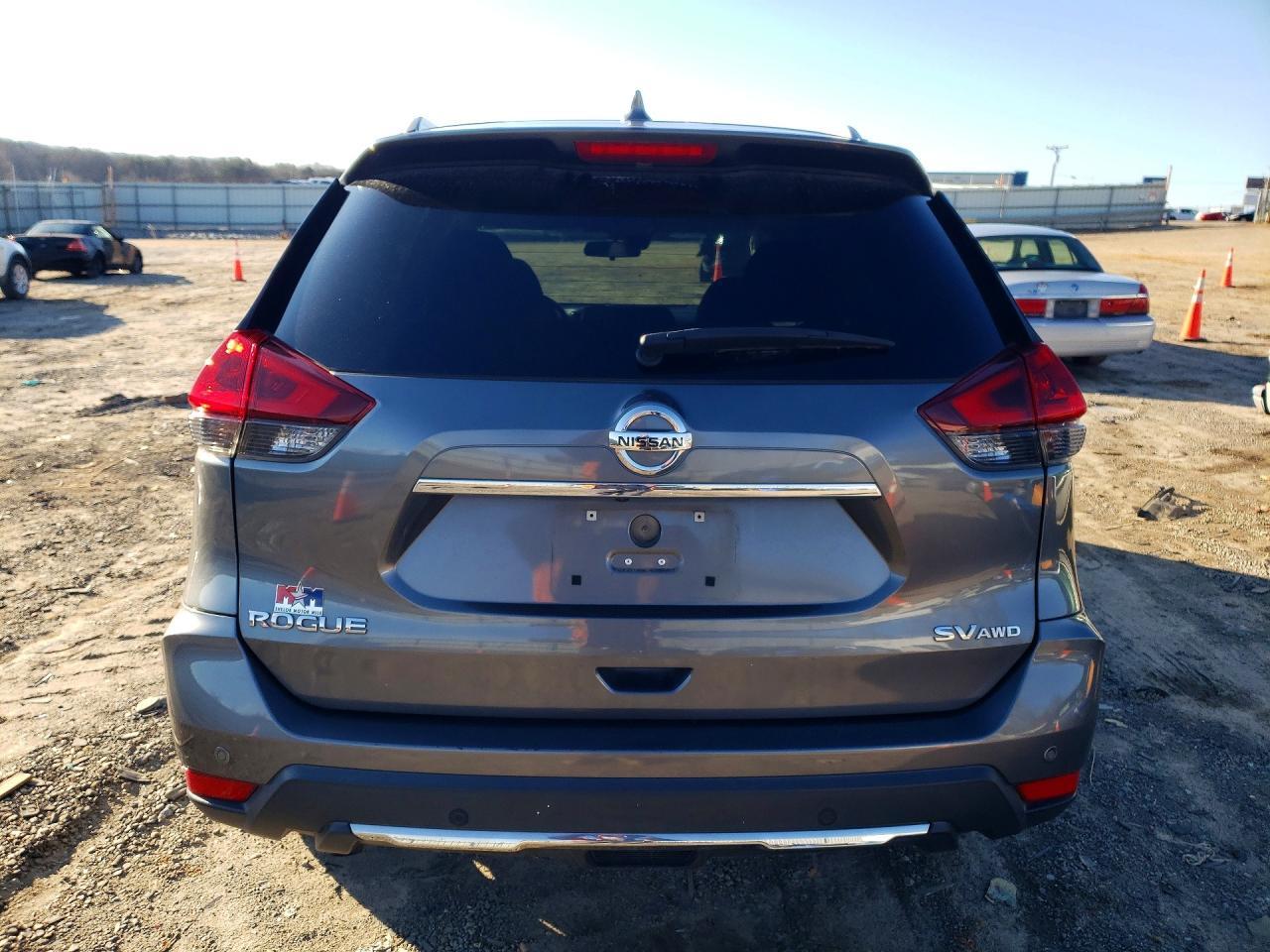 2020 Nissan Rogue Sv - zdjęcie 6