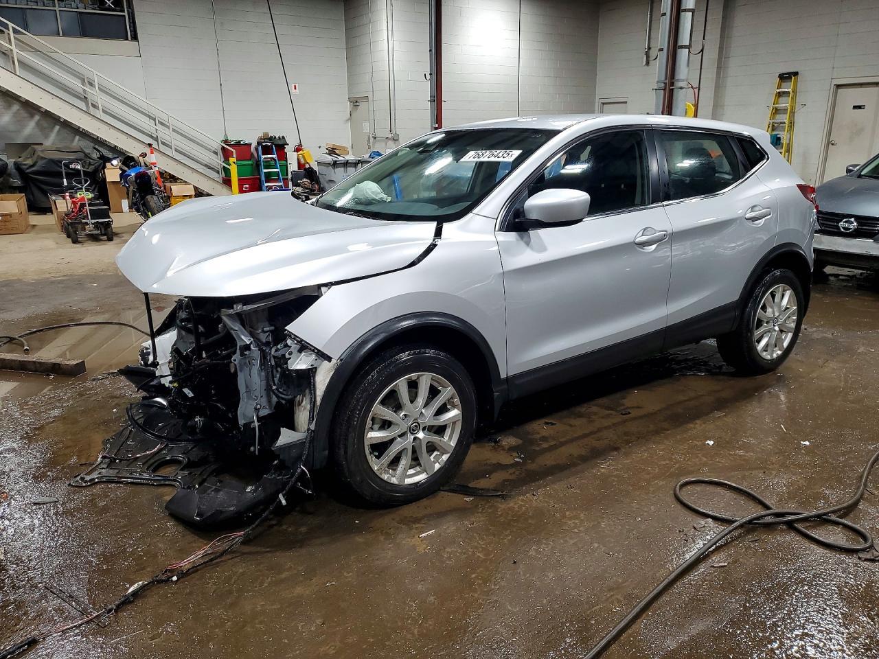 2021 Nissan Rogue Sport S - zdjęcie główne