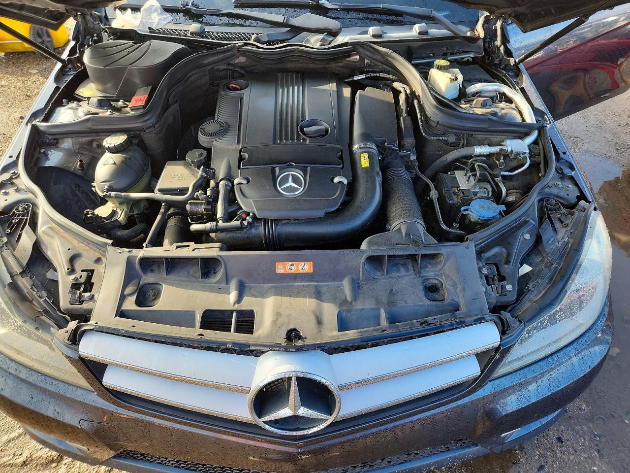 2013 Mercedes-Benz C 250 - zdjęcie 11