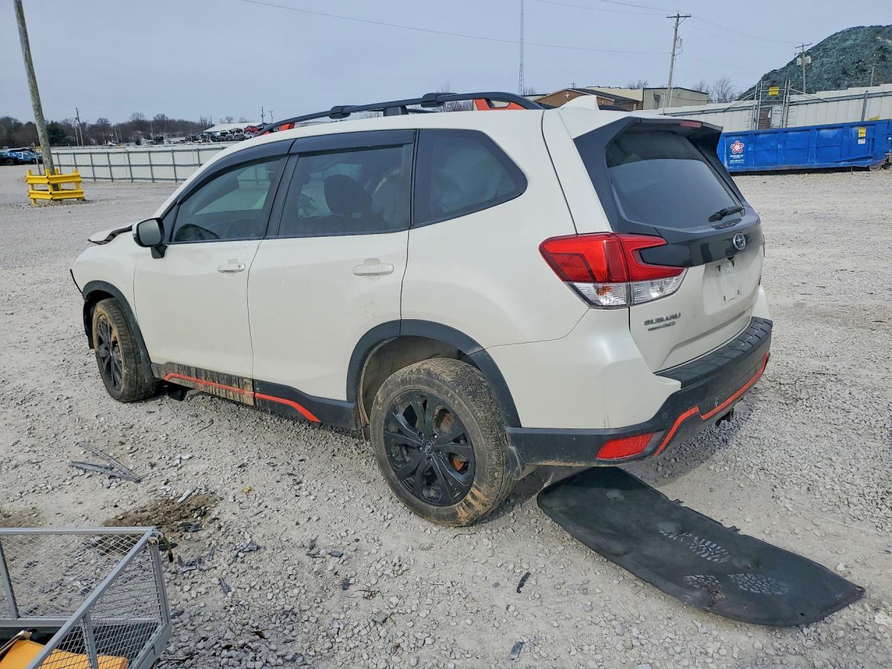 2020 Subaru Forester Sport - zdjęcie 2
