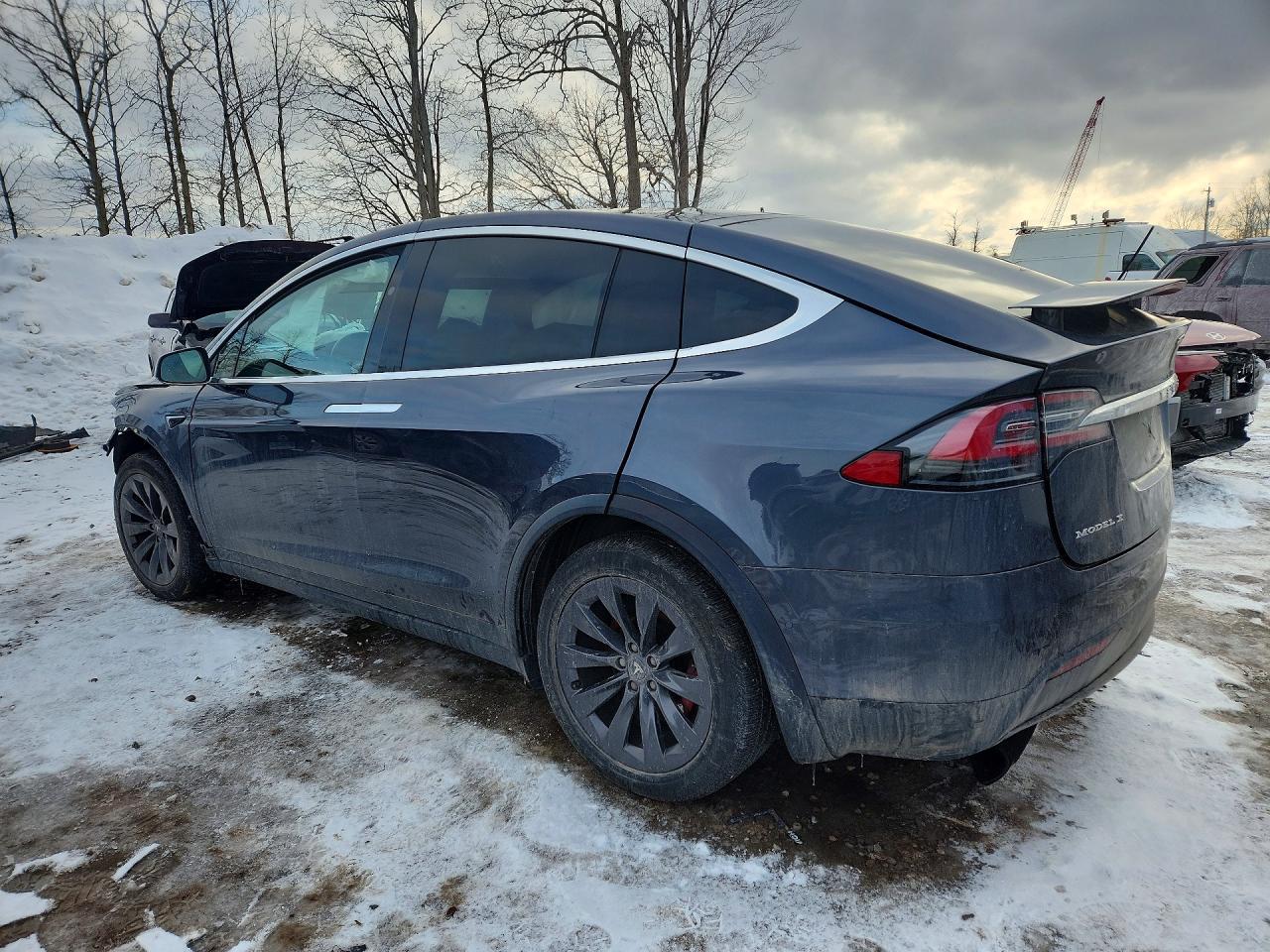 2018 Tesla Model X - zdjęcie 2
