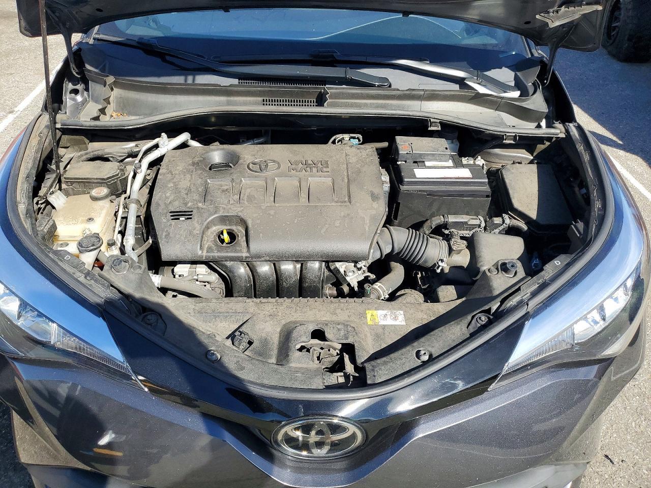 2021 Toyota C-Hr Xle - zdjęcie 11