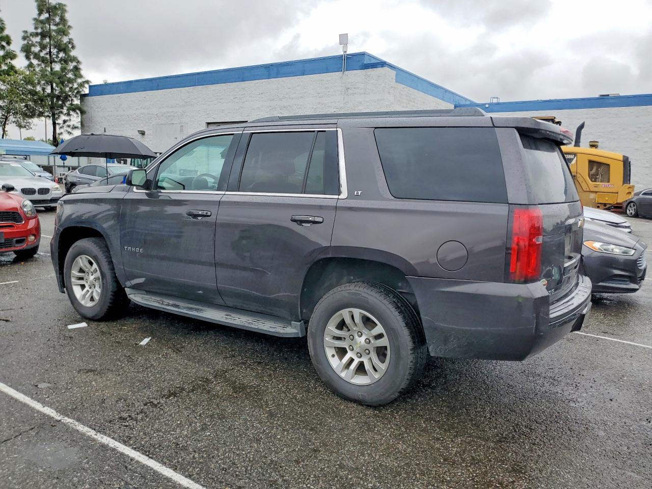 2015 Chevrolet Tahoe K1500 Lt - zdjęcie 2