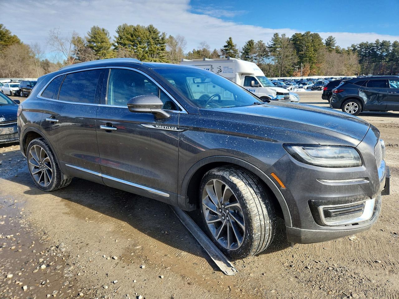 2019 Lincoln Nautilus Reserve - zdjęcie 4