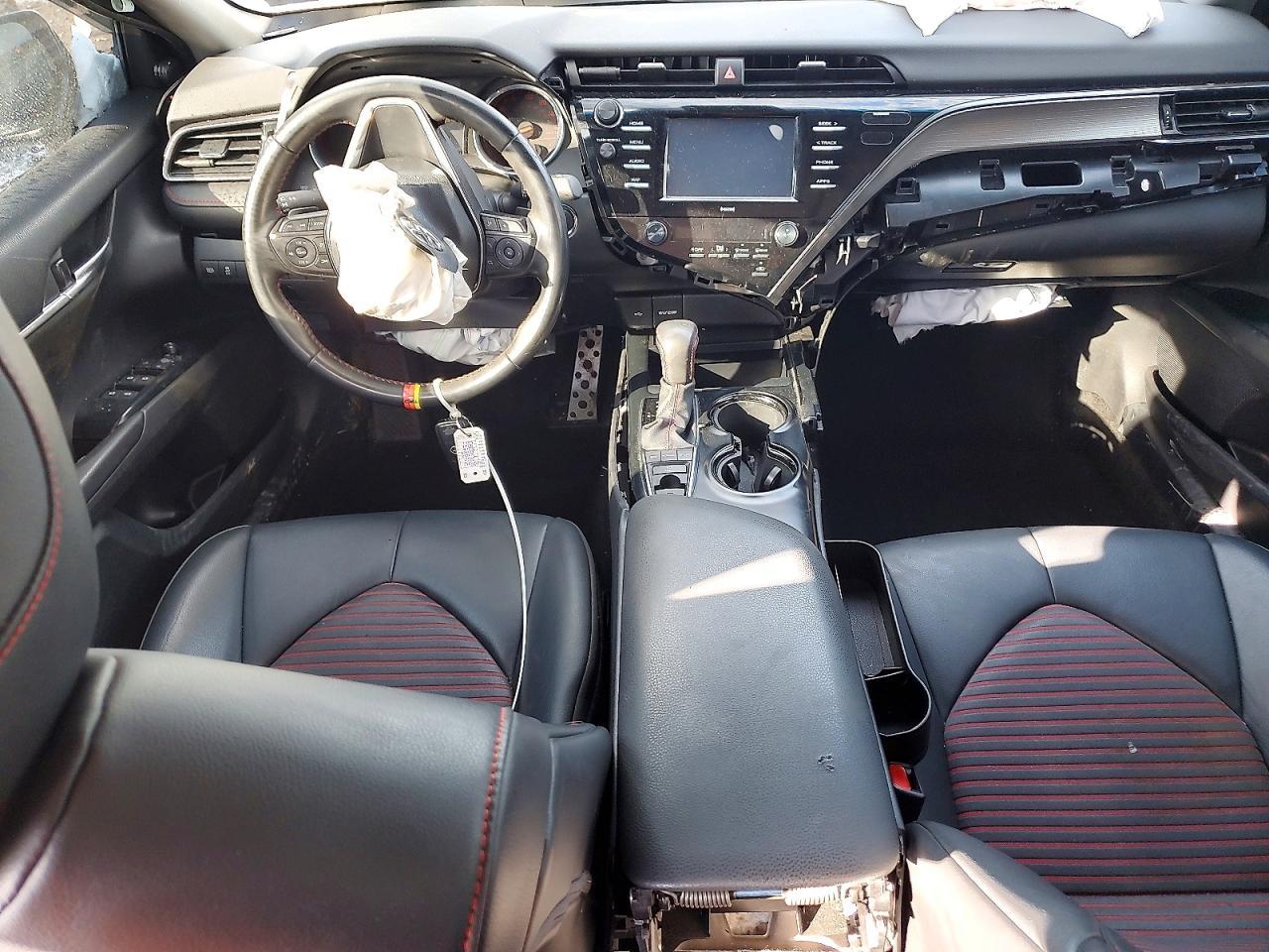 2020 Toyota Camry Trd - zdjęcie 8