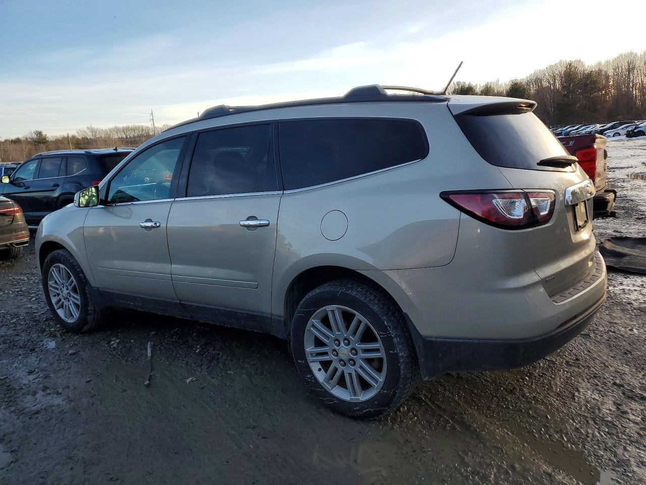 2014 Chevrolet Traverse Lt - zdjęcie 2