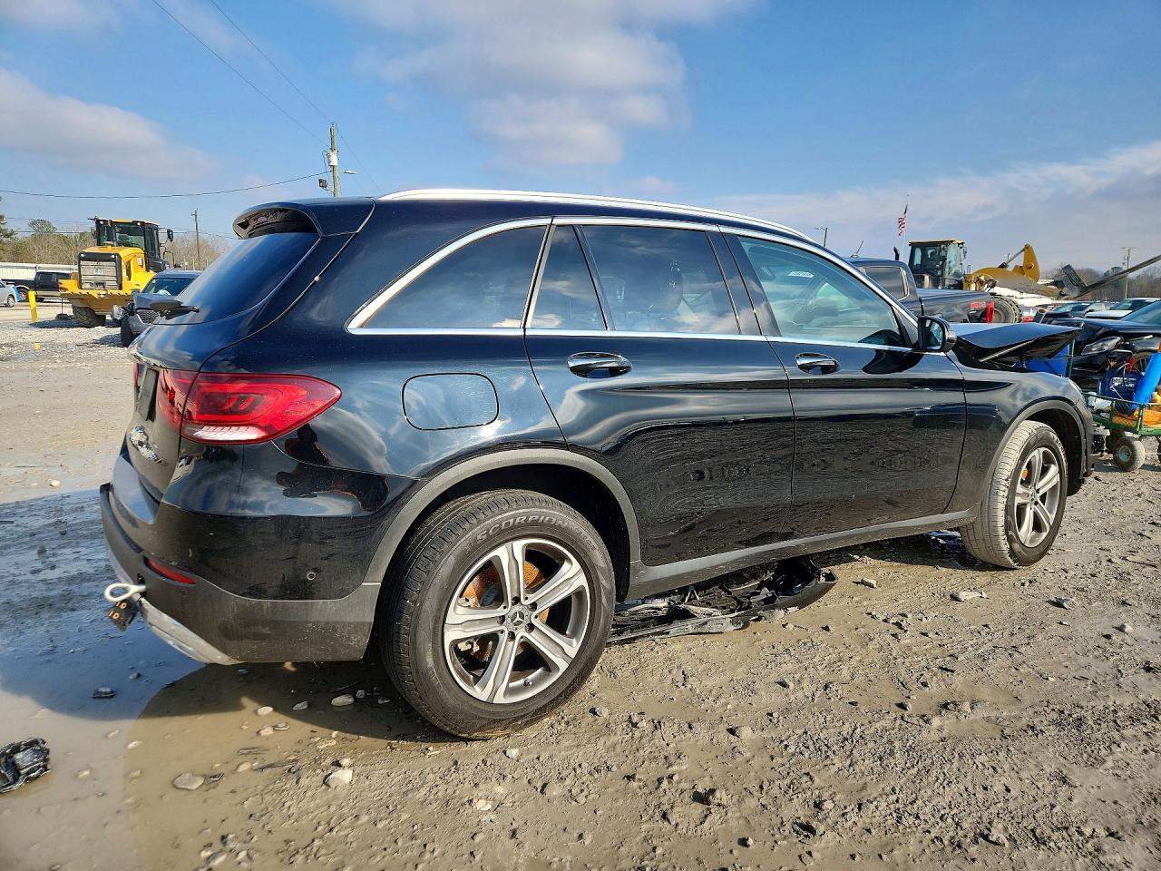 2022 Mercedes-Benz Glc 300 - zdjęcie 3