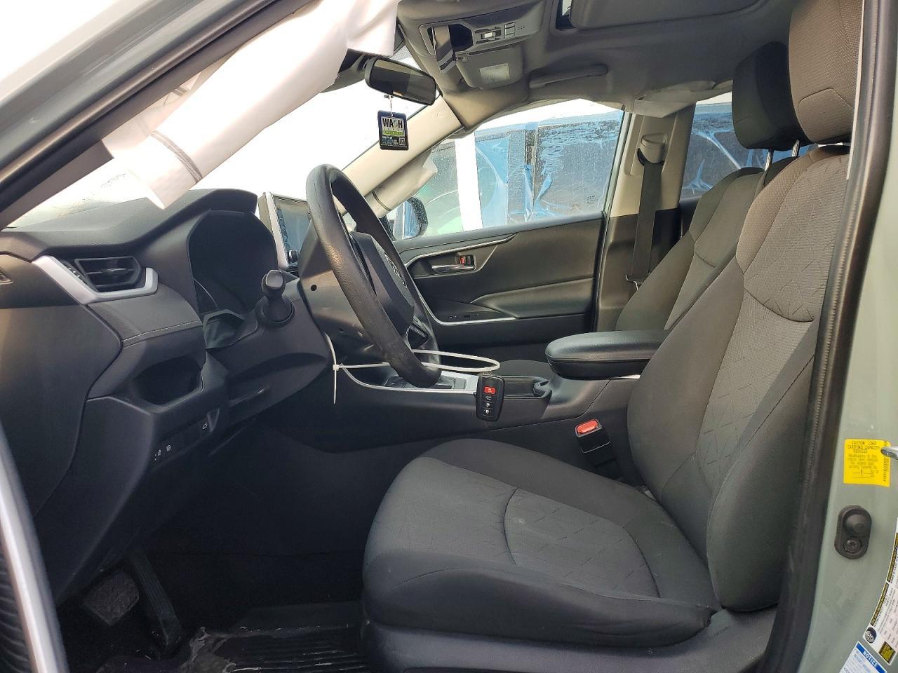 2021 Toyota Rav4 Xle - zdjęcie 7