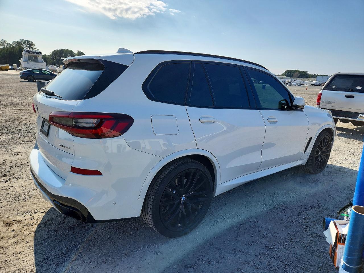 2022 BMW X5 xDrive40I - zdjęcie 3