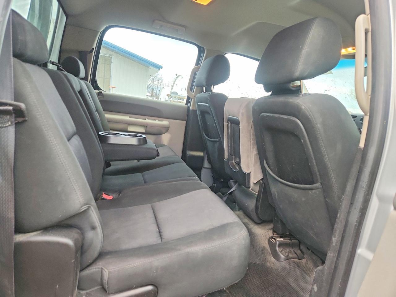 2013 Chevrolet Silverado K1500 - zdjęcie 10