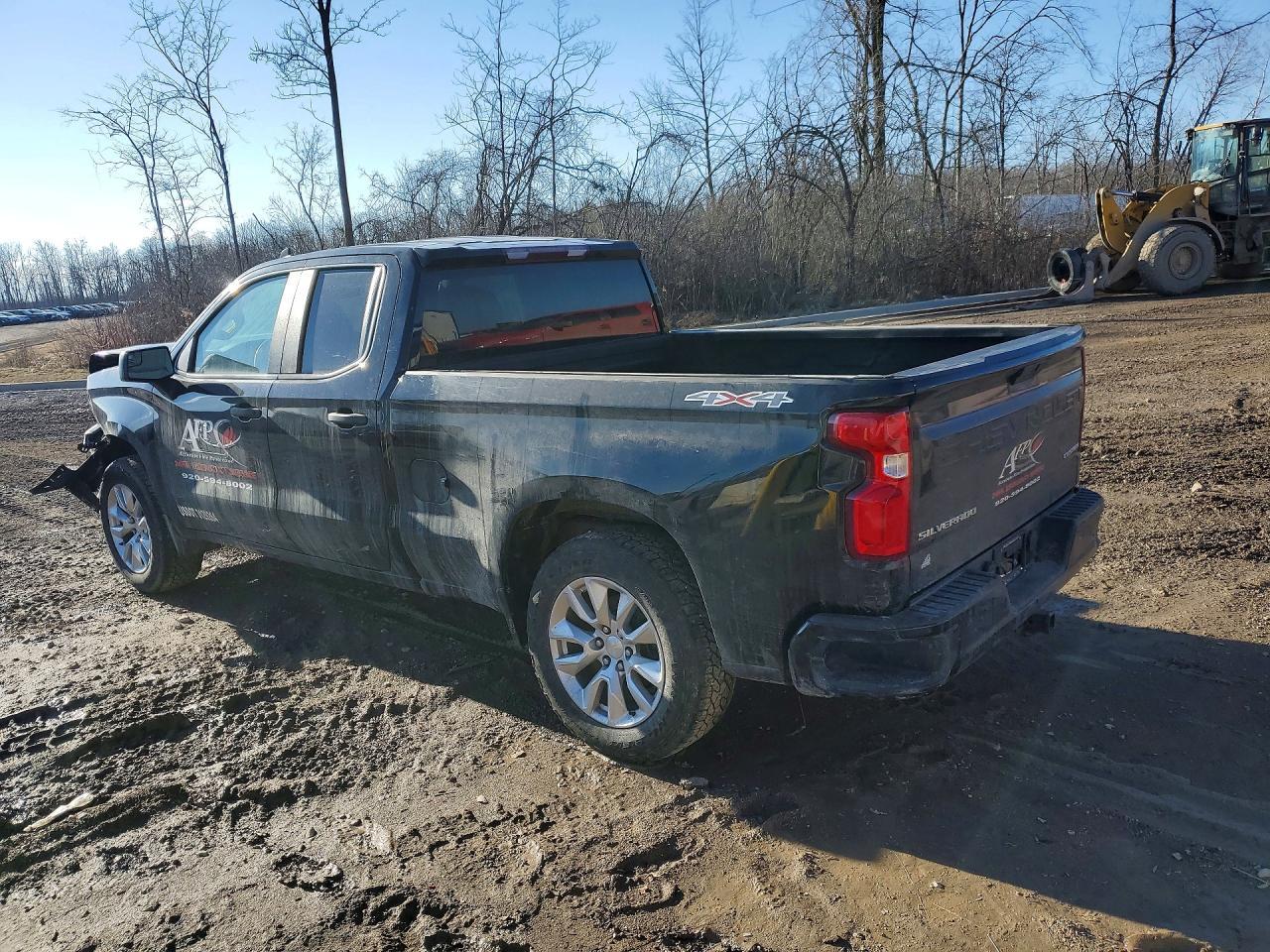 2020 Chevrolet Silverado K1500 Custom - zdjęcie 2