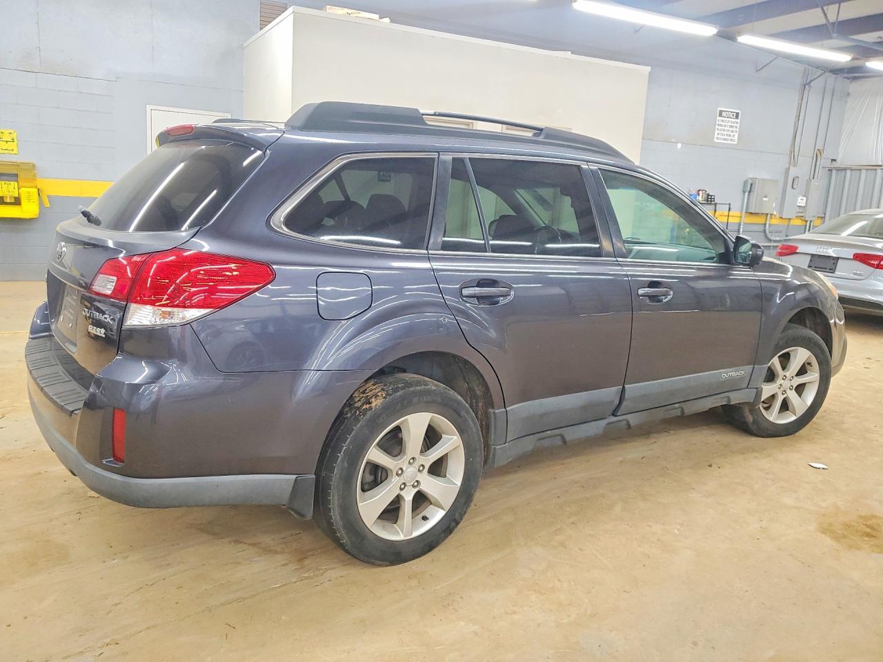 2013 Subaru Outback 2.5I Premium - zdjęcie 3