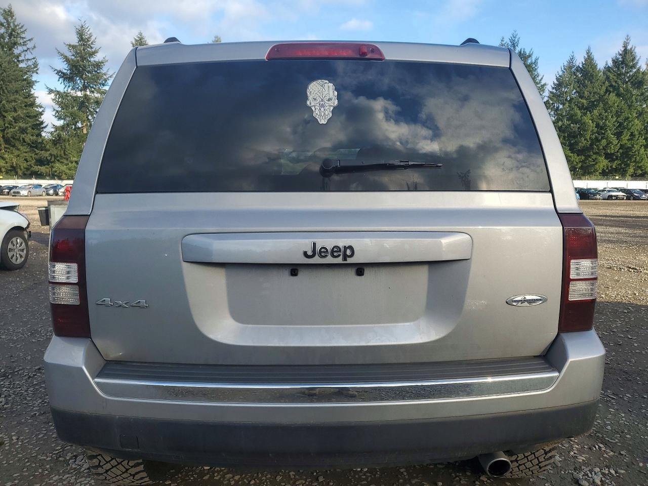 2016 Jeep Patriot Latitude - zdjęcie 6