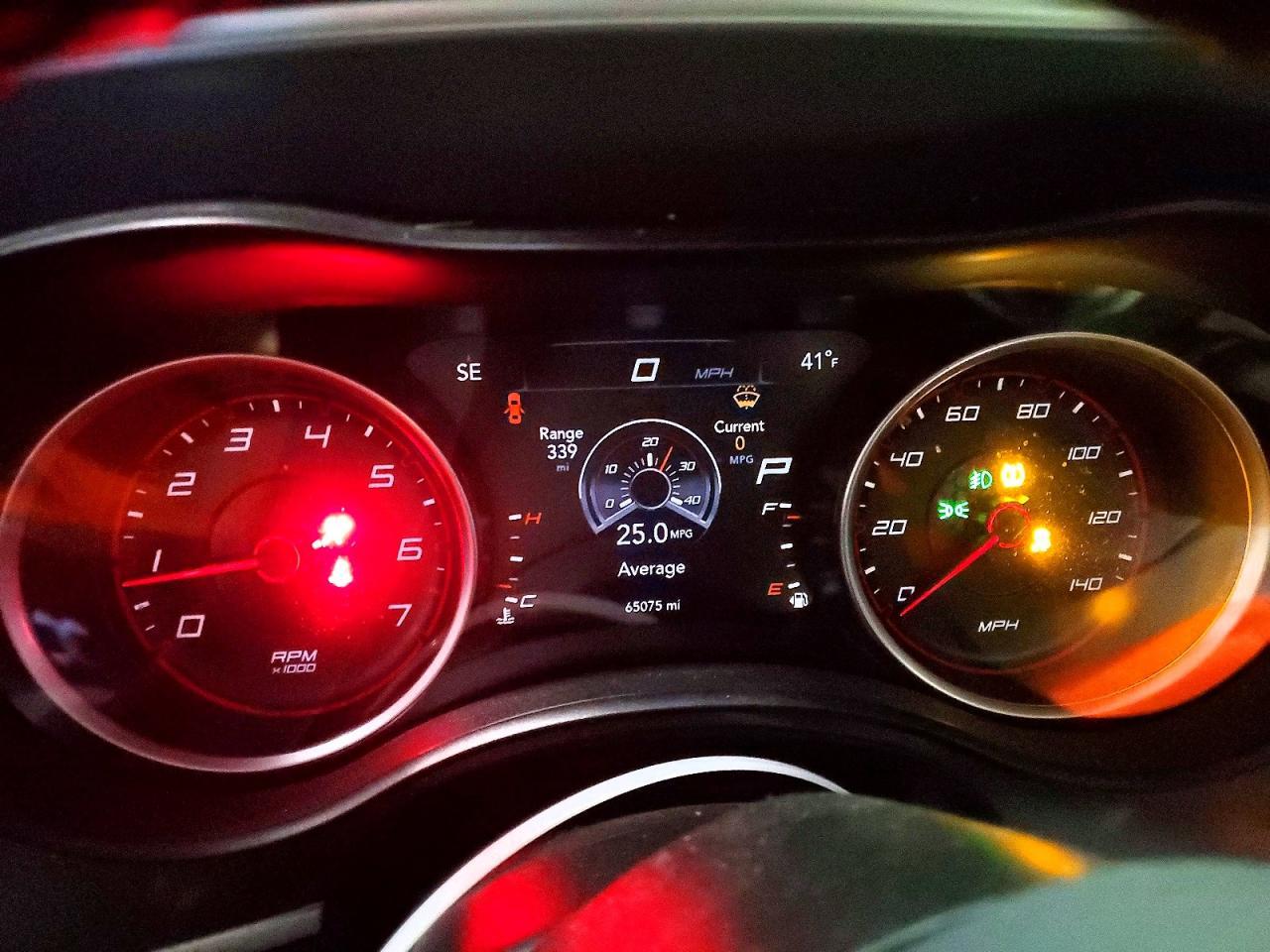 2022 Dodge Charger Sxt - zdjęcie 9