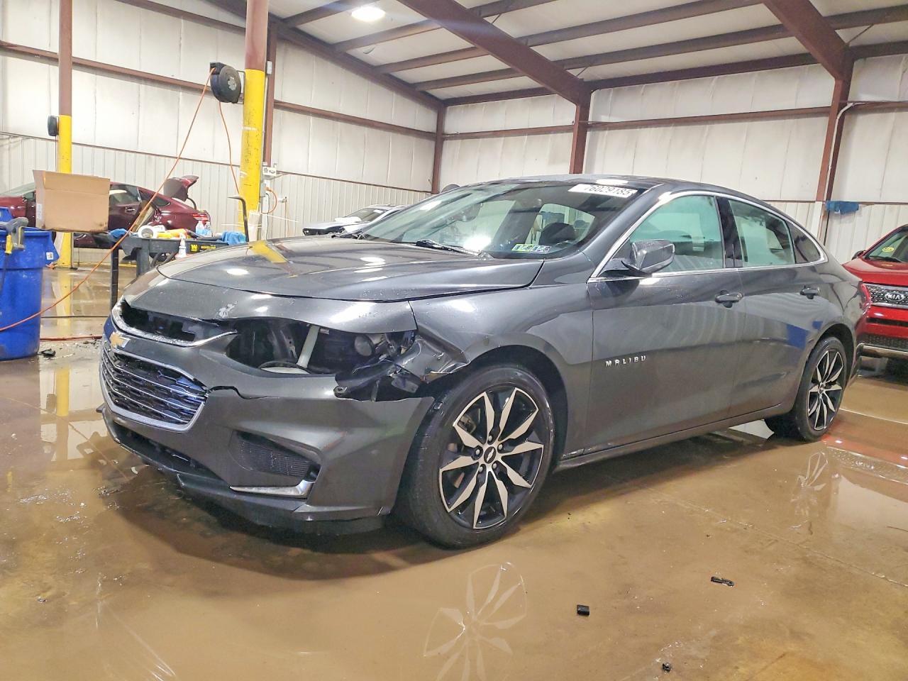 2017 Chevrolet Malibu Lt - zdjęcie główne